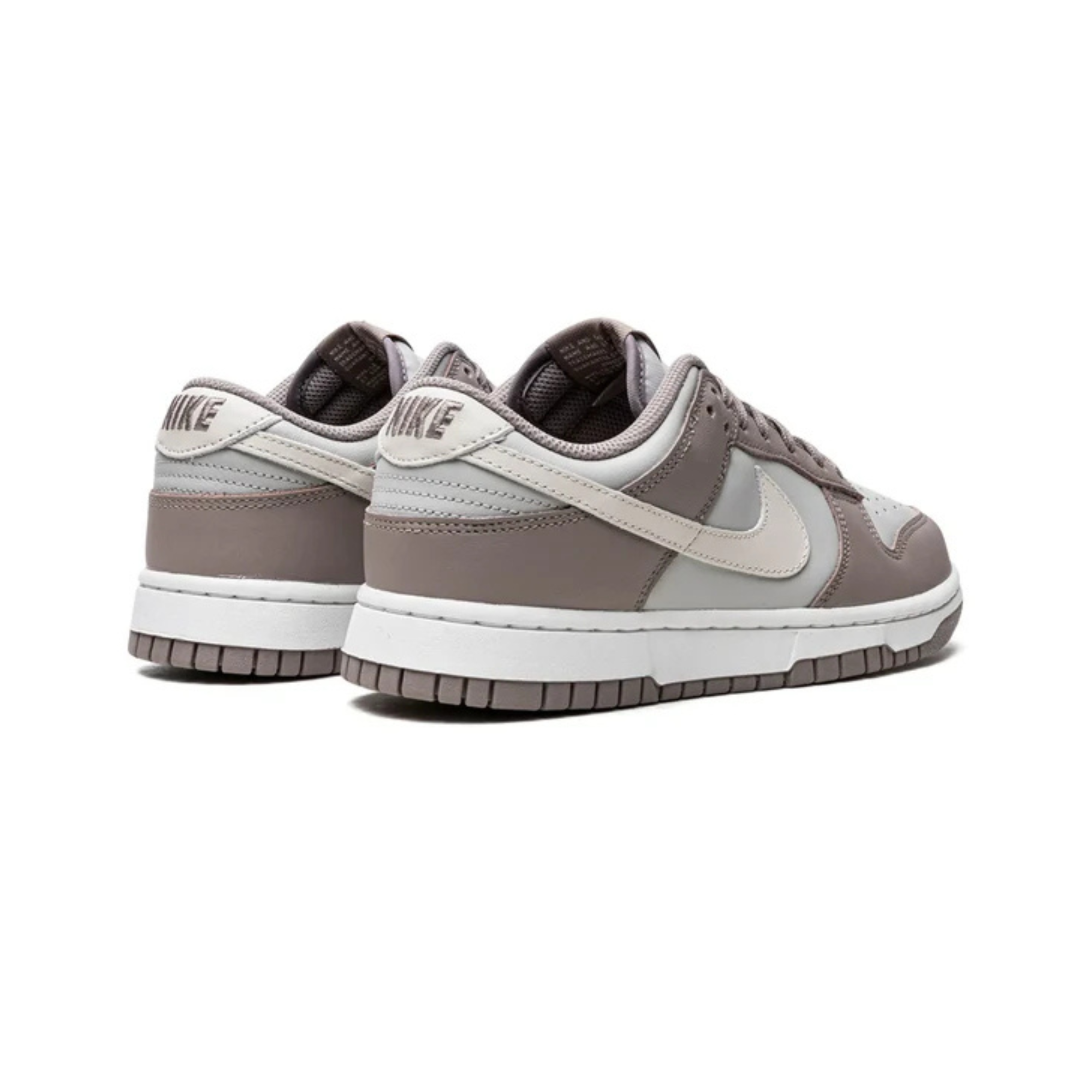 Nike Dunk Low "Bone Beige"