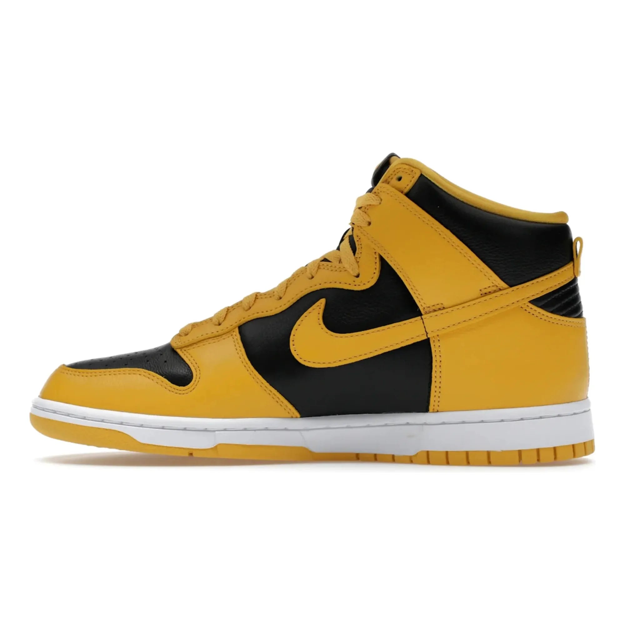 Nike Dunk High Wu-Tang (2024)
