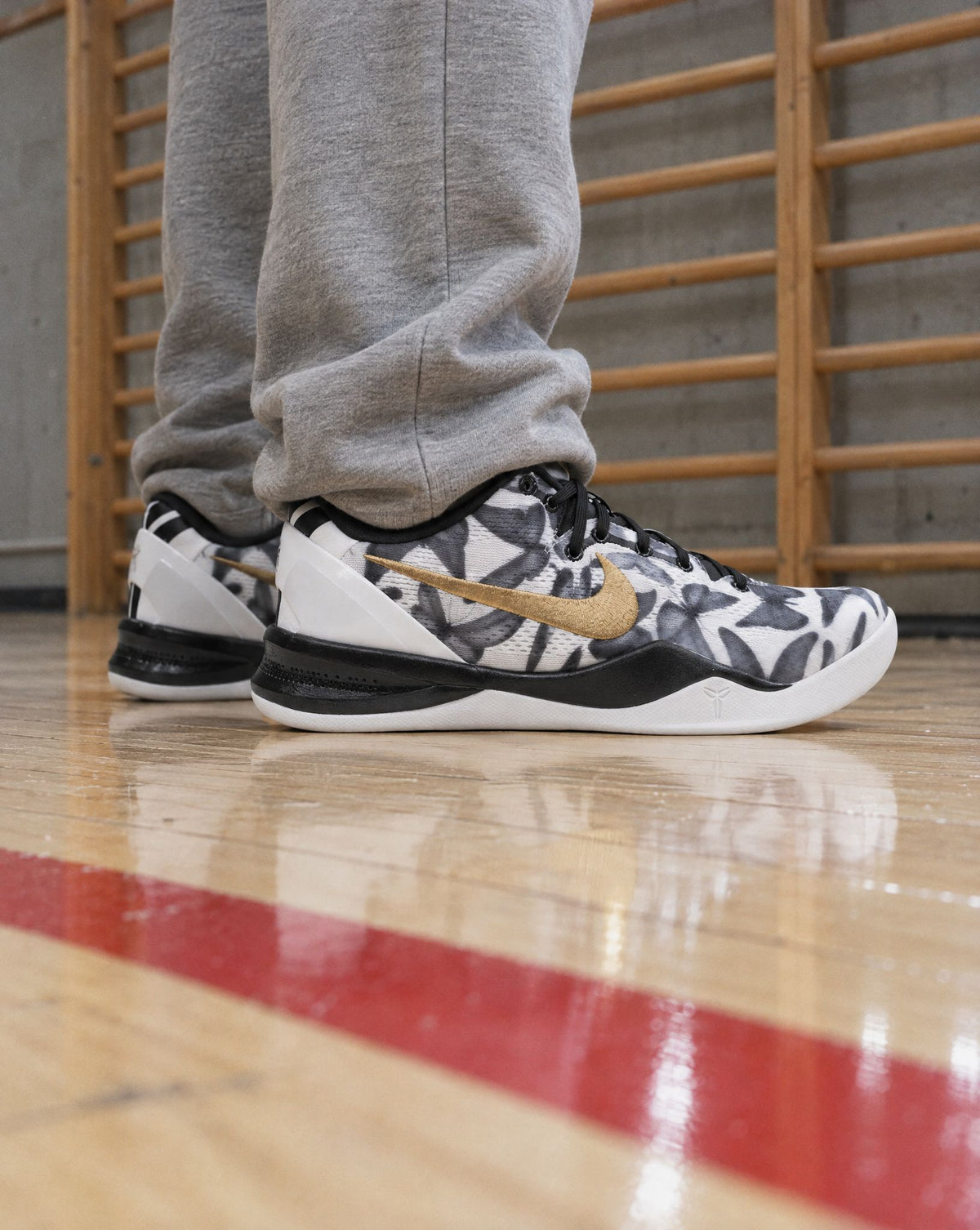 Nike Kobe 8 Protro Mambacita - on-foot