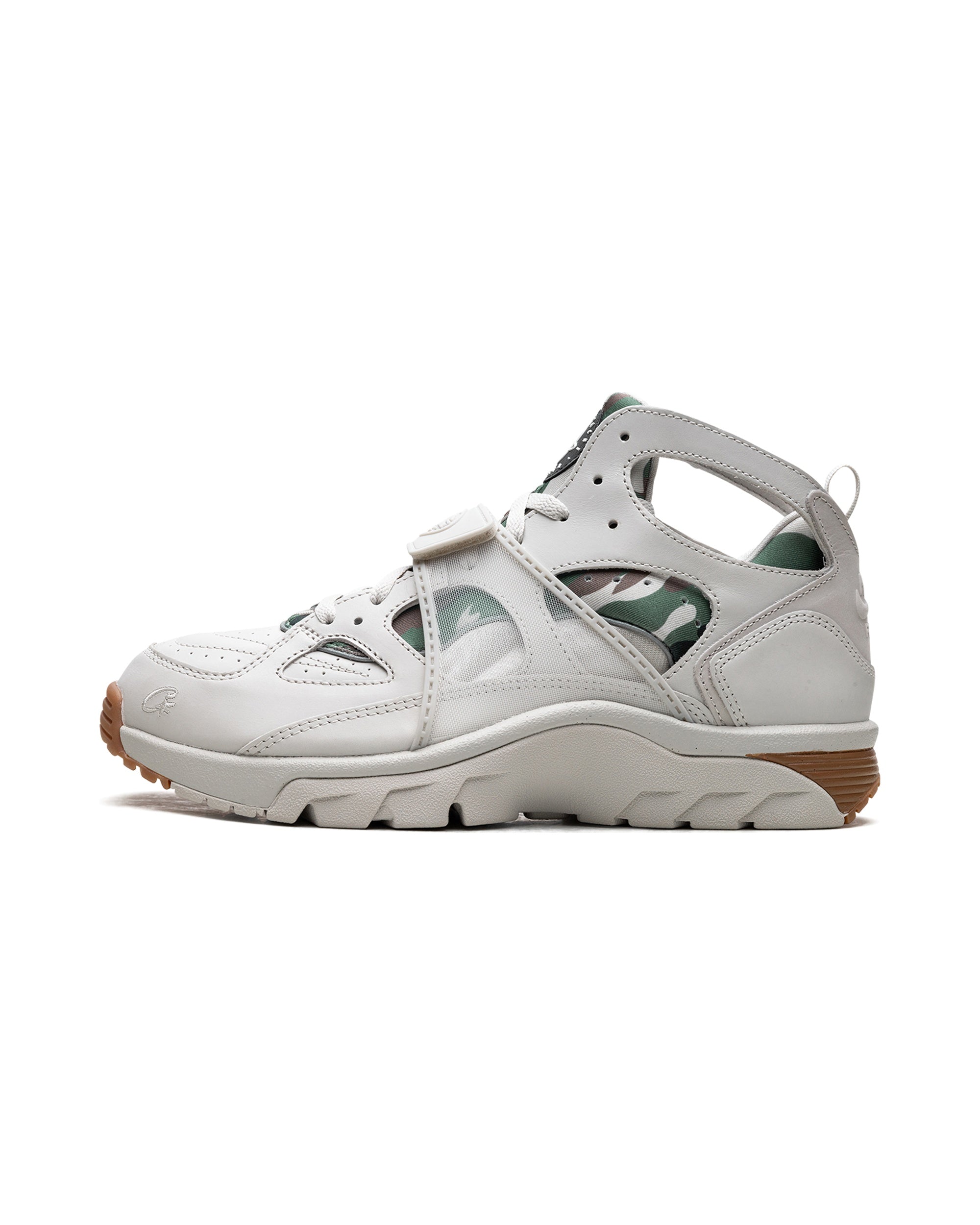 Nike Air Trainer Huarache Corteiz Light Bone