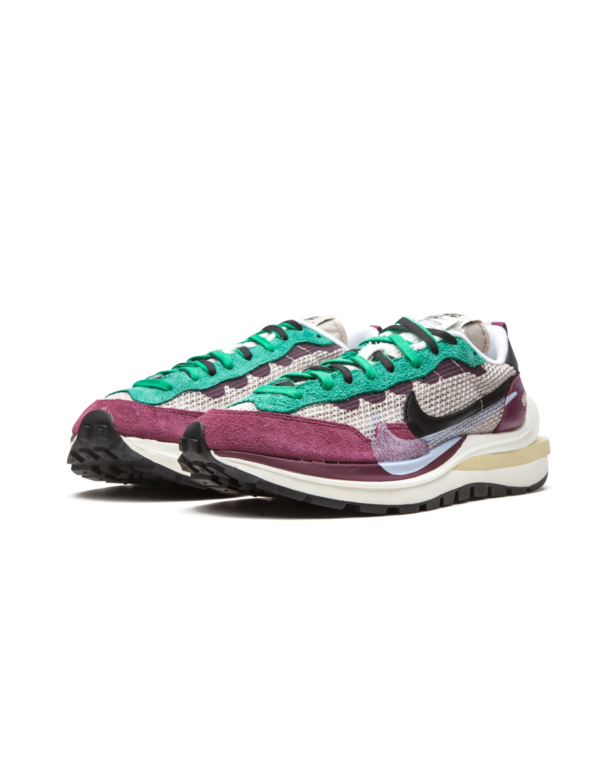 Nike Vaporwaffle sacai Villain Red Neptune Green