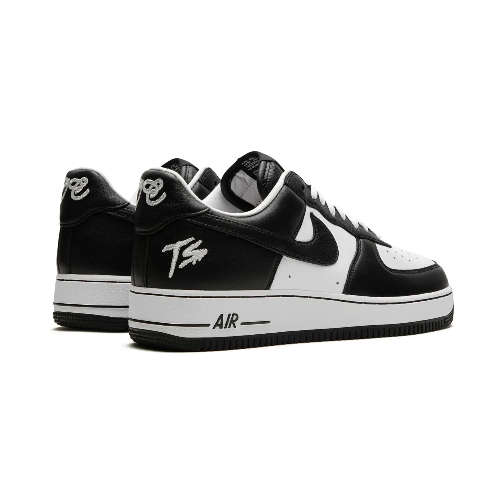 Nike Air Force 1 Low "Terror Squad Blackout" - street-bill.dk