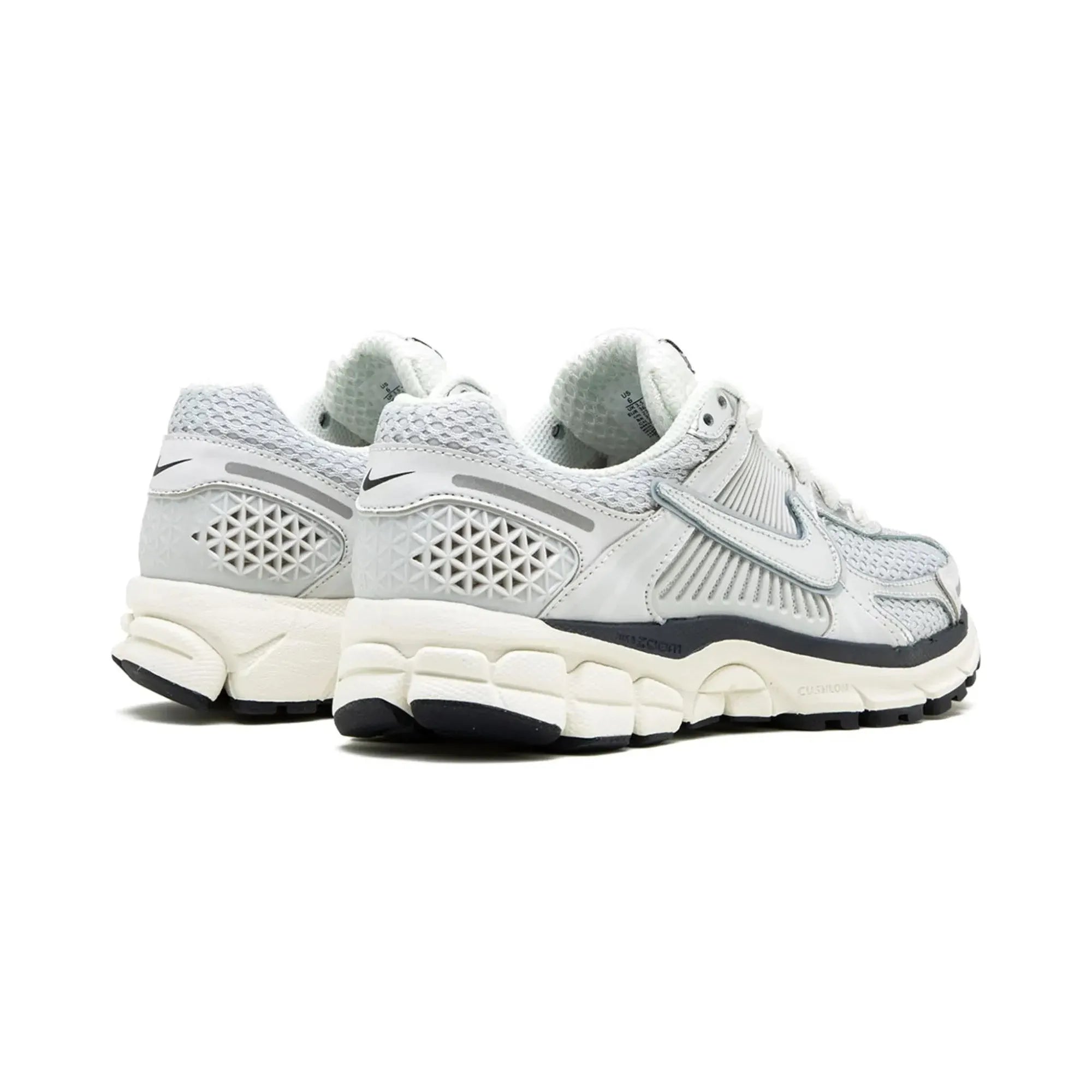 Nike Zoom Vomero 5 "Photon Dust Metallic Silver" - street-bill.dk