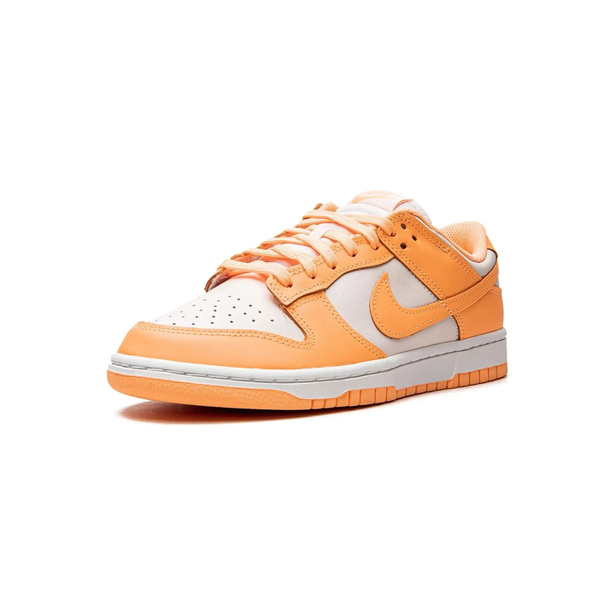 Nike Dunk Low "Peach Cream" - street-bill.dk