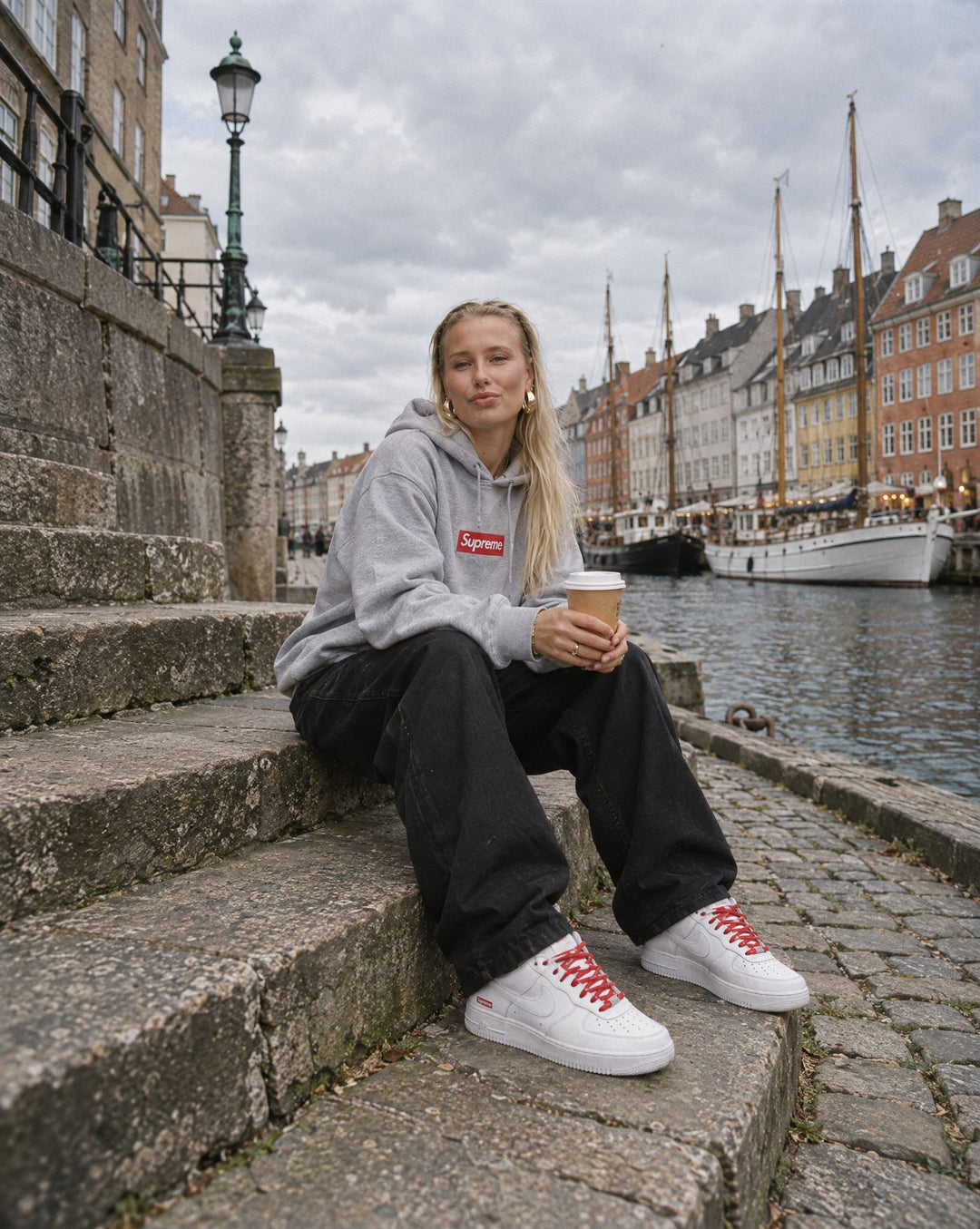 Supreme Box Logo Hooded Sweatshirt (FW24) Heather Grey, Nike Air Force 1 Low Supreme White