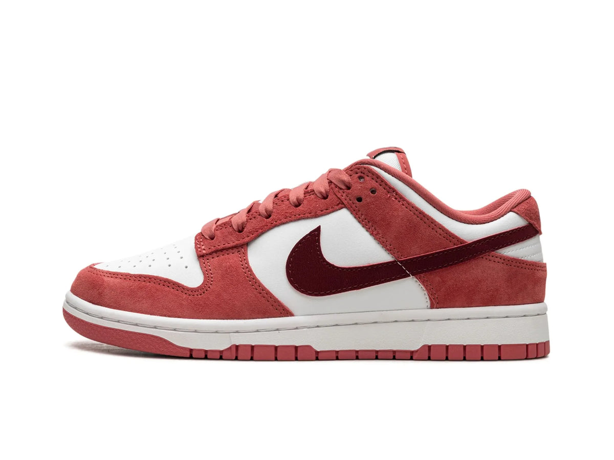 Nike Dunk Low Valentine's Day (2024) (Women's)