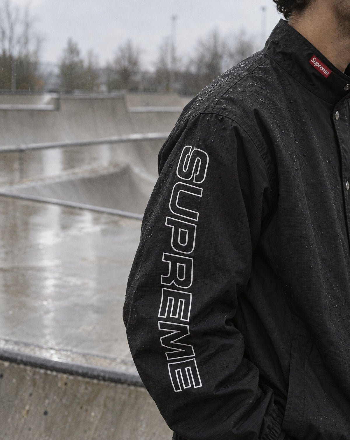 Supreme Spellout Embroidered Ripstop Track Jacket Black - detalje