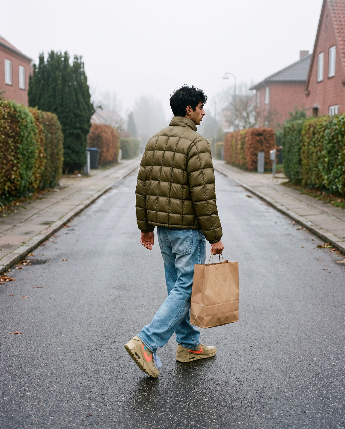 Nike Air Max 90 Off-White Desert Ore - streetstyle i København