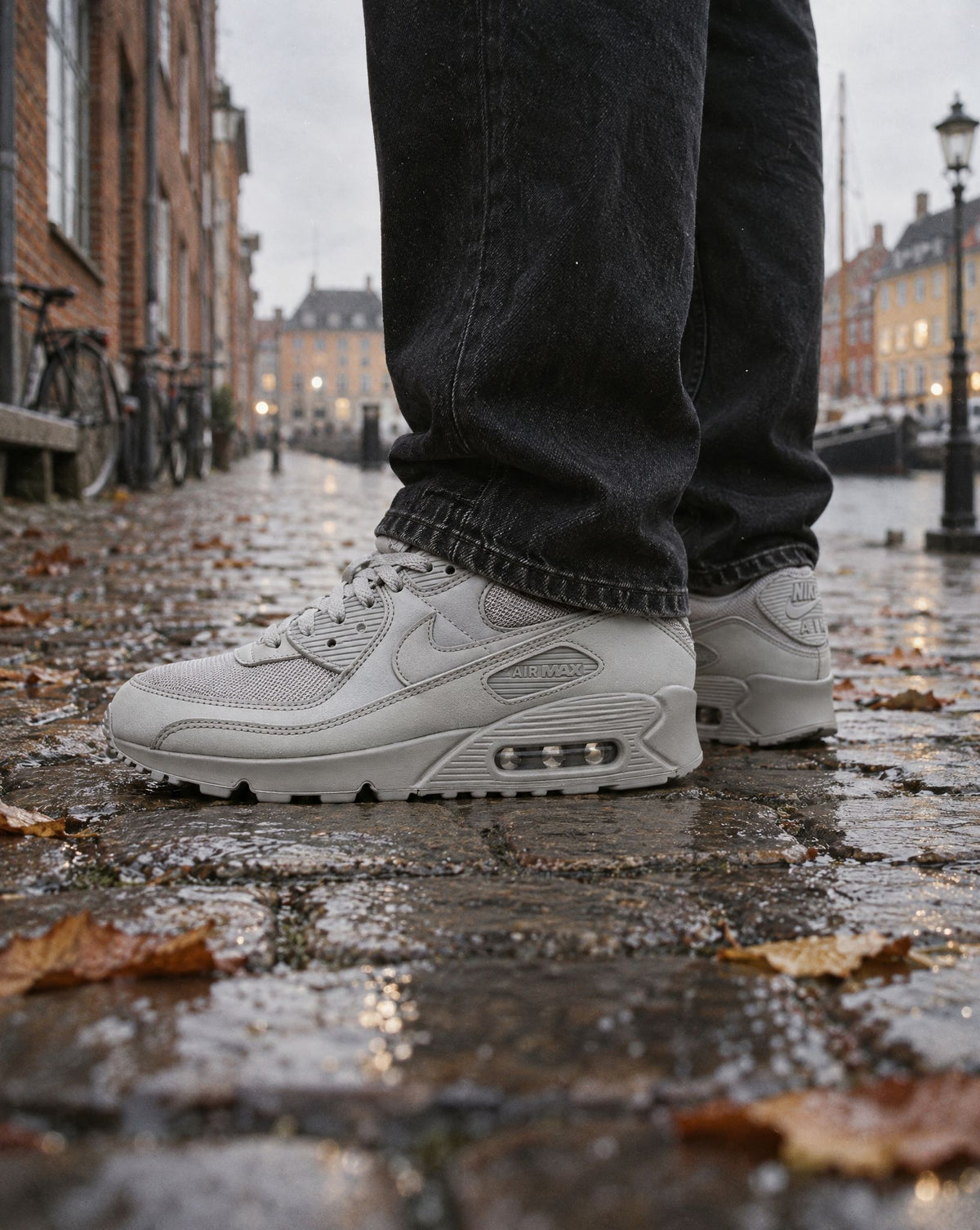 Nike Air Max 90 Recraft Wolf Grey - on-foot