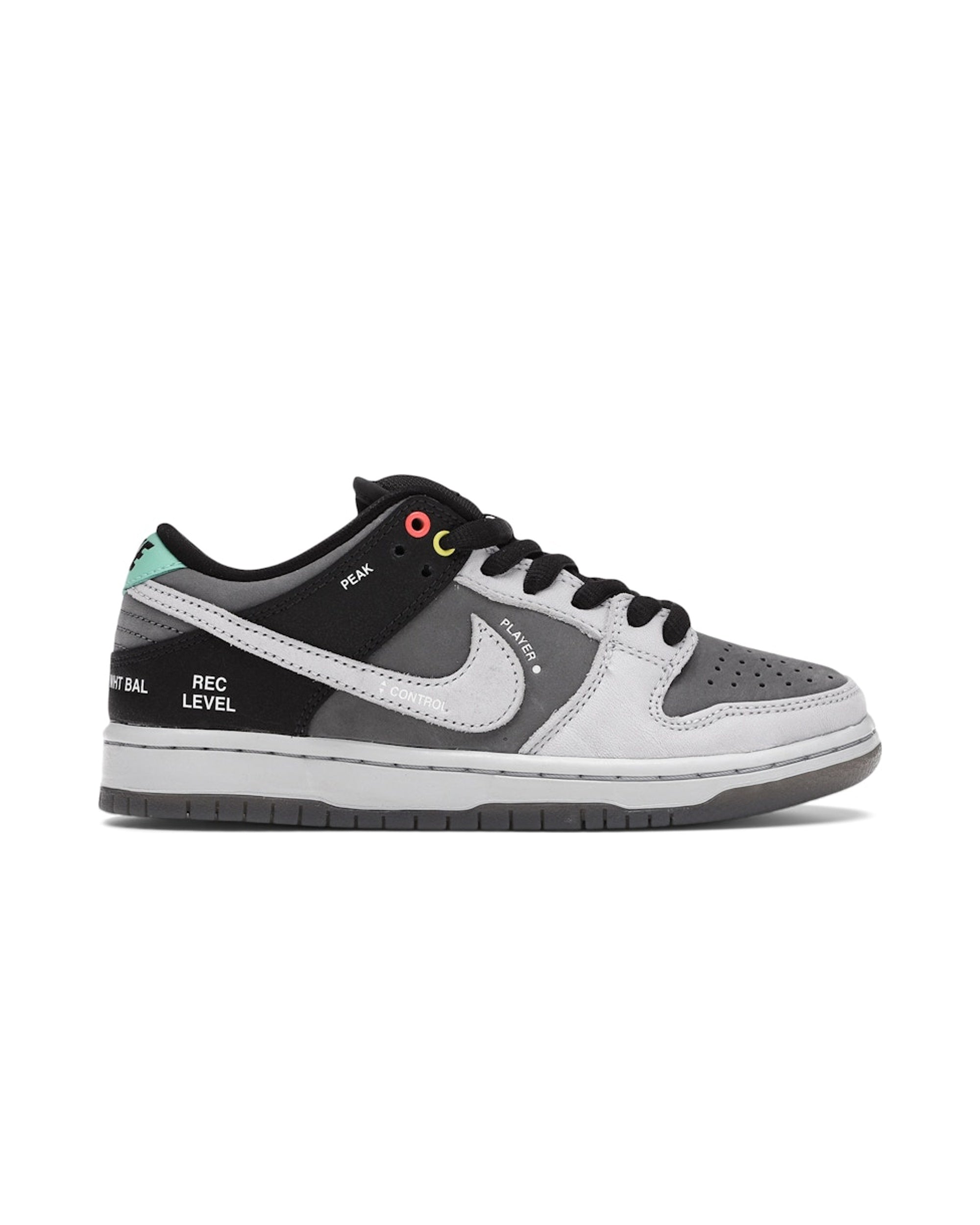 Nike SB Dunk Low VX1000