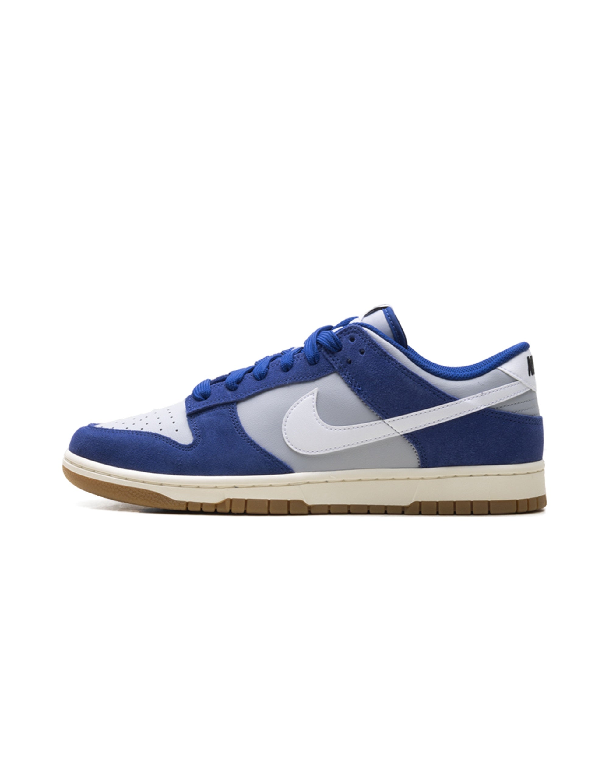 Nike Dunk Low Retro SE Deep Royal Blue Gum