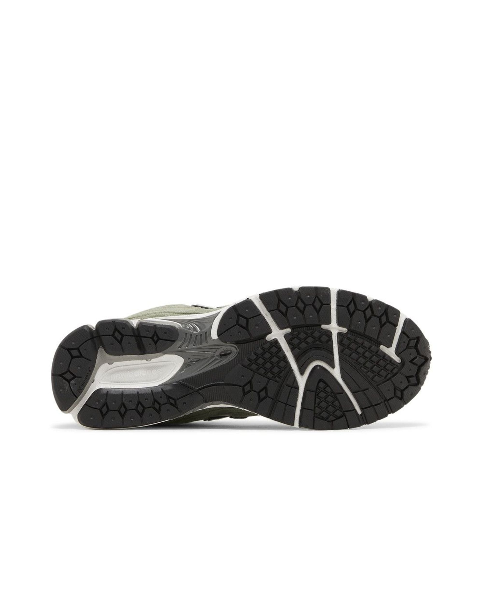 New Balance 2002R Norway Spruce