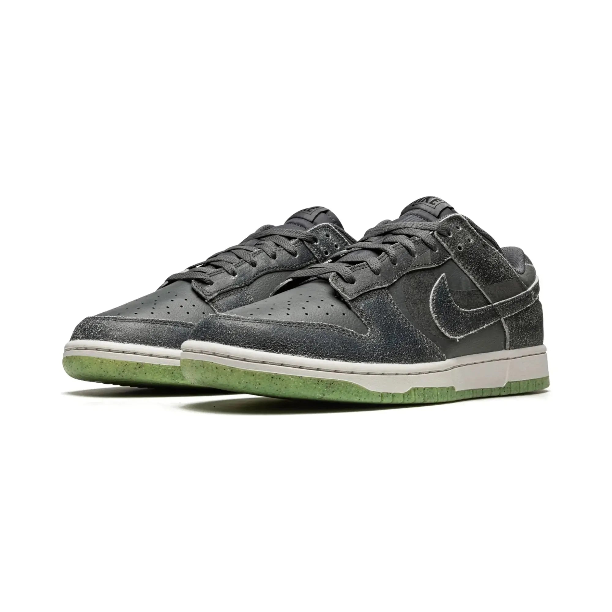 Nike Dunk Low "Halloween Cauldron" (2022) - street-bill.dk