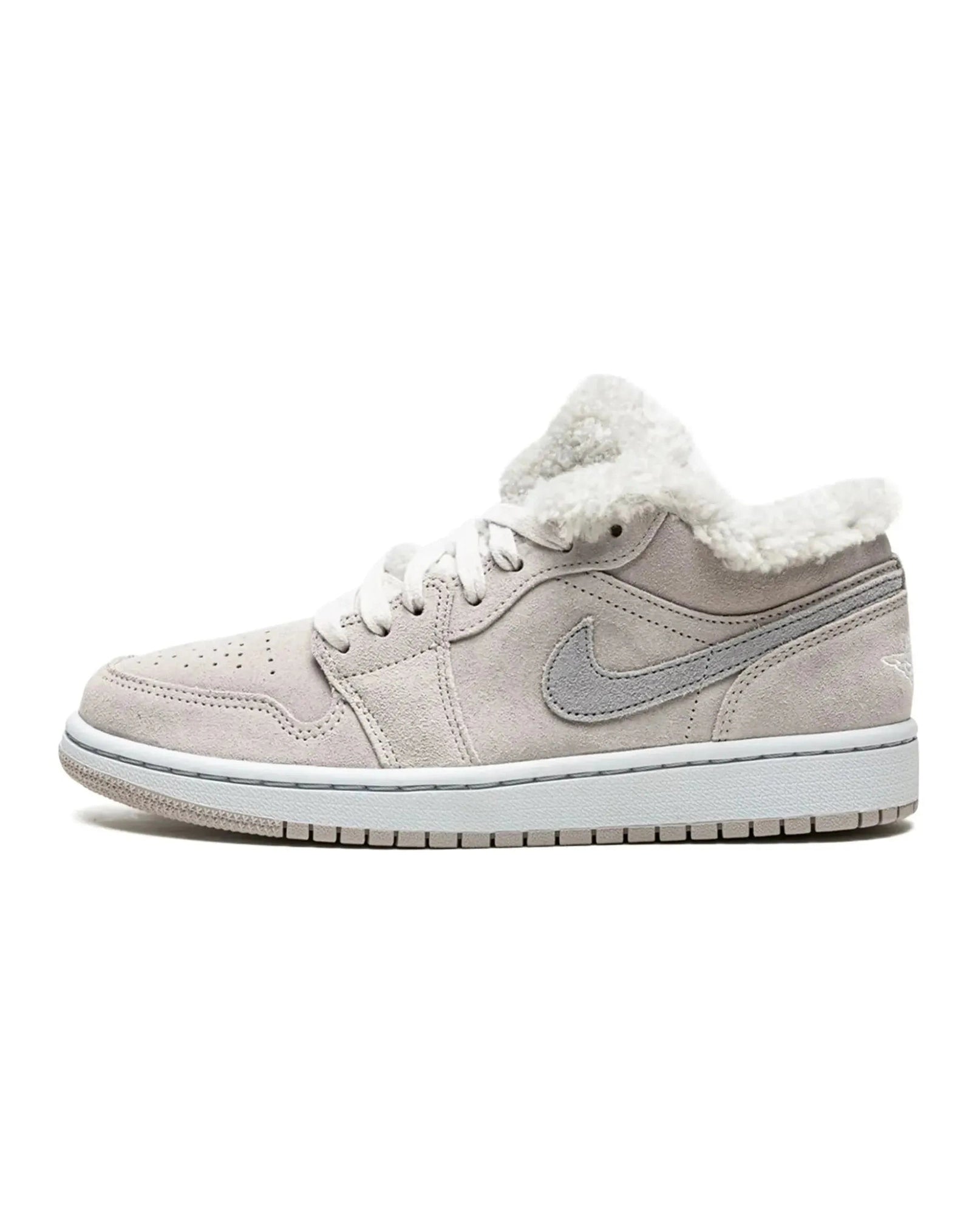 Jordan 1 Low SE Sherpa Fleece (Women's)