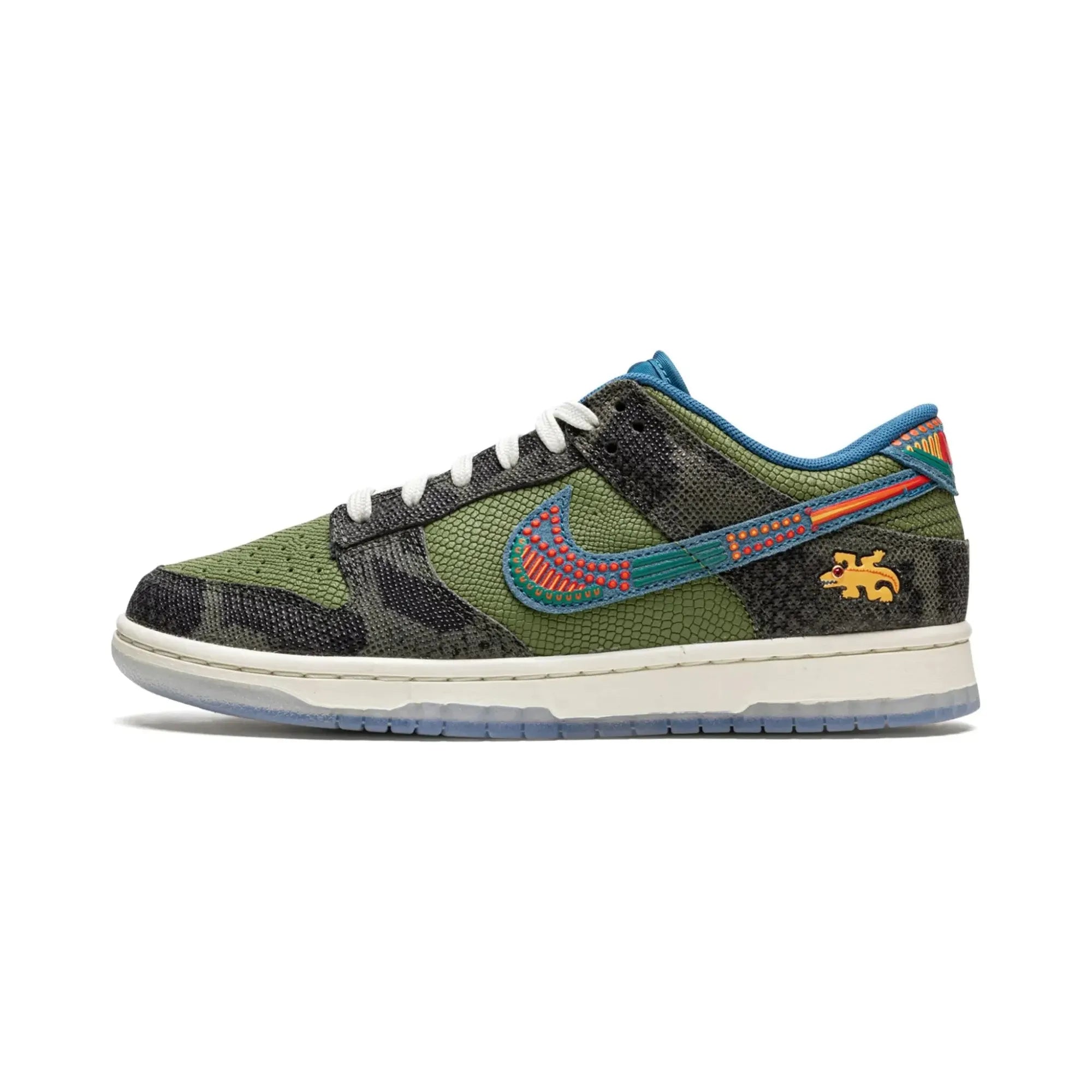 Nike Dunk Low "Siempre Familia" - street-bill.dk