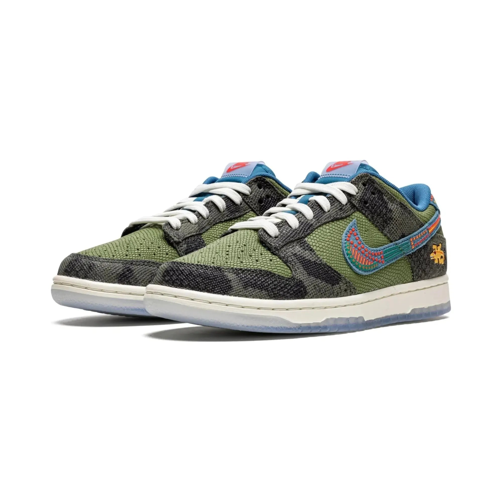 Nike Dunk Low "Siempre Familia" - street-bill.dk