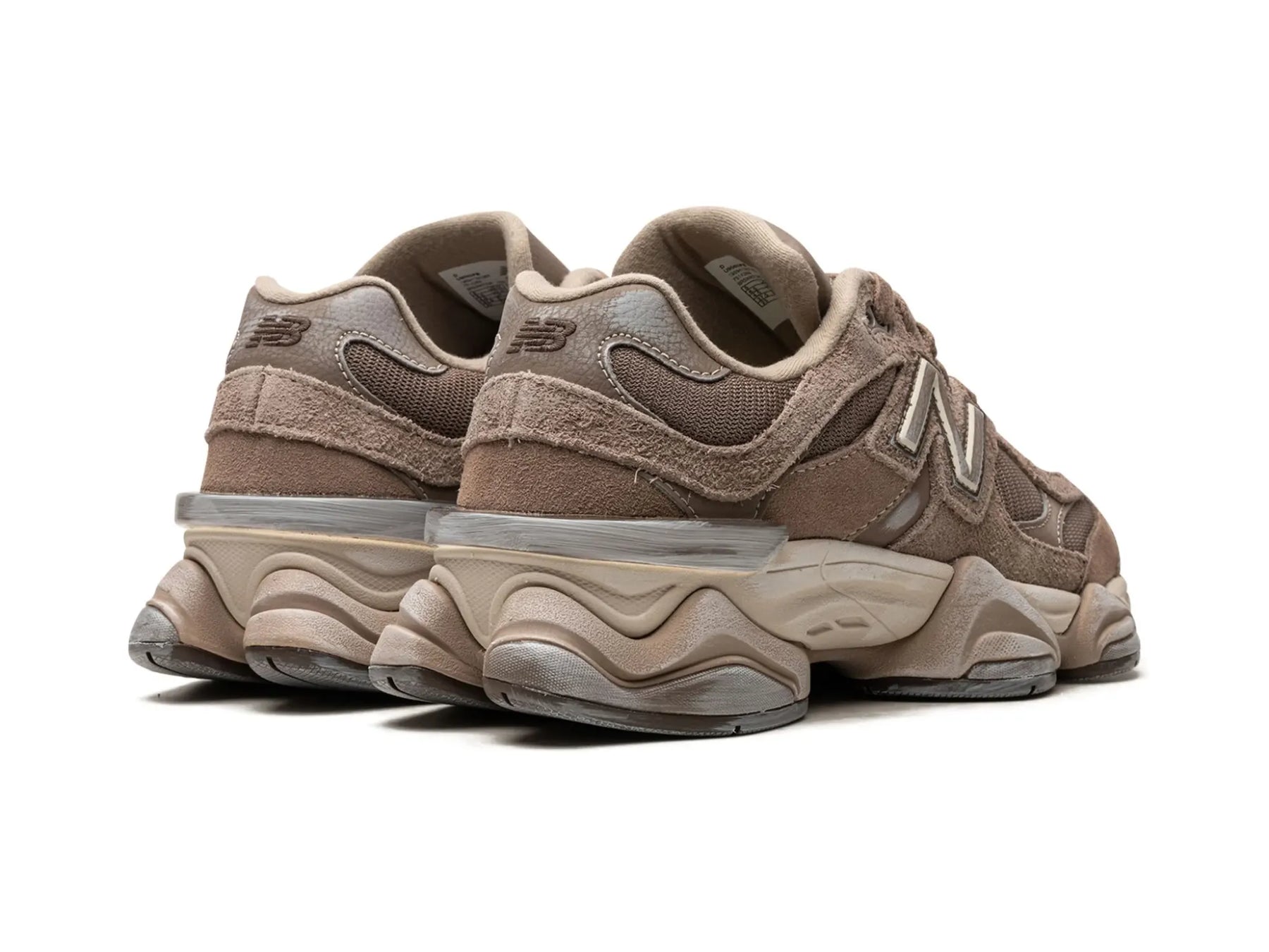 New Balance 9060 Mushroom   6922ca8064b70a825e8dadac4f641712 1800x.webp