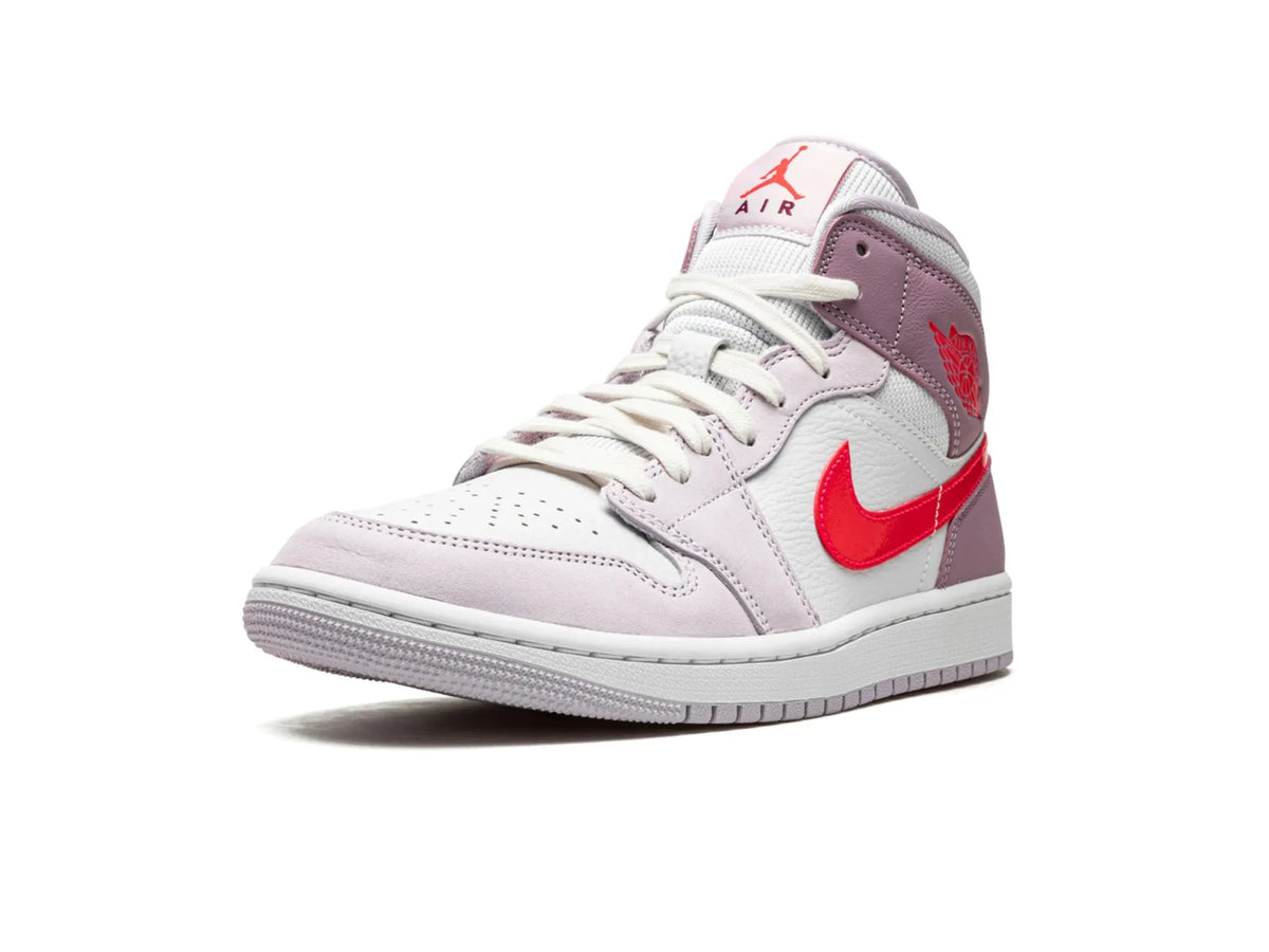 Nike Air Jordan 1 Mid "Valentine's Day" (2022) - street-bill.dk
