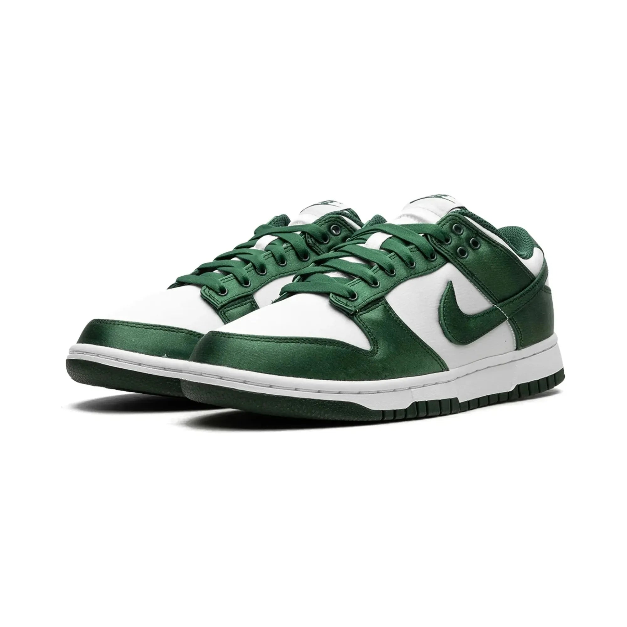 Nike Dunk Low "Michigan State Satin" - street-bill.dk