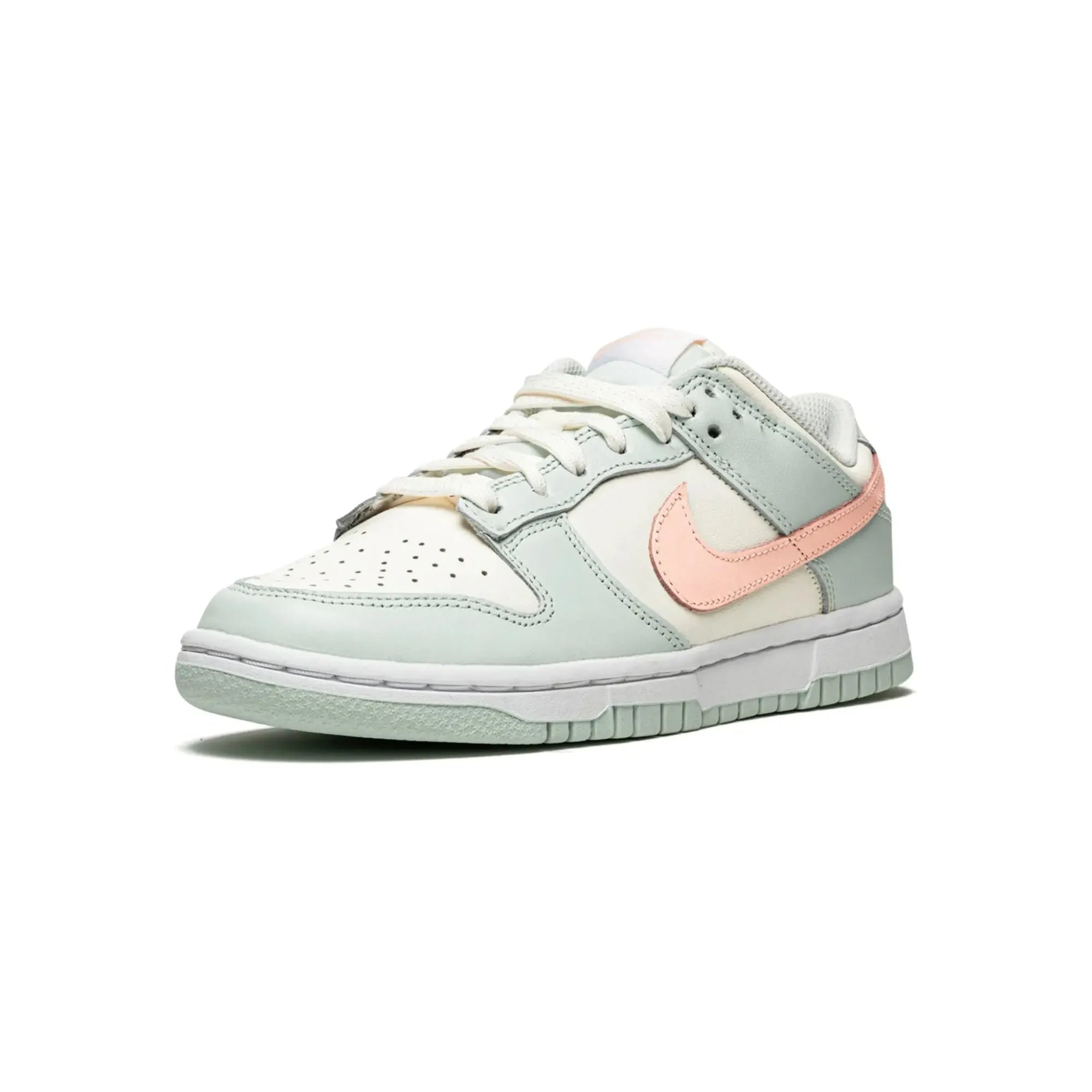 Nike Dunk Low "Barely Green" - street-bill.dk